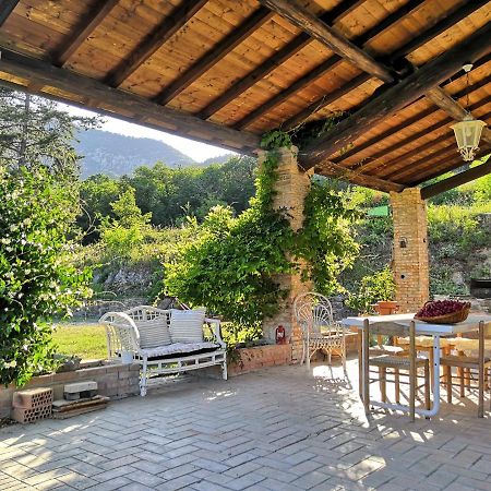 B&B Demetra Solignano Exterior foto